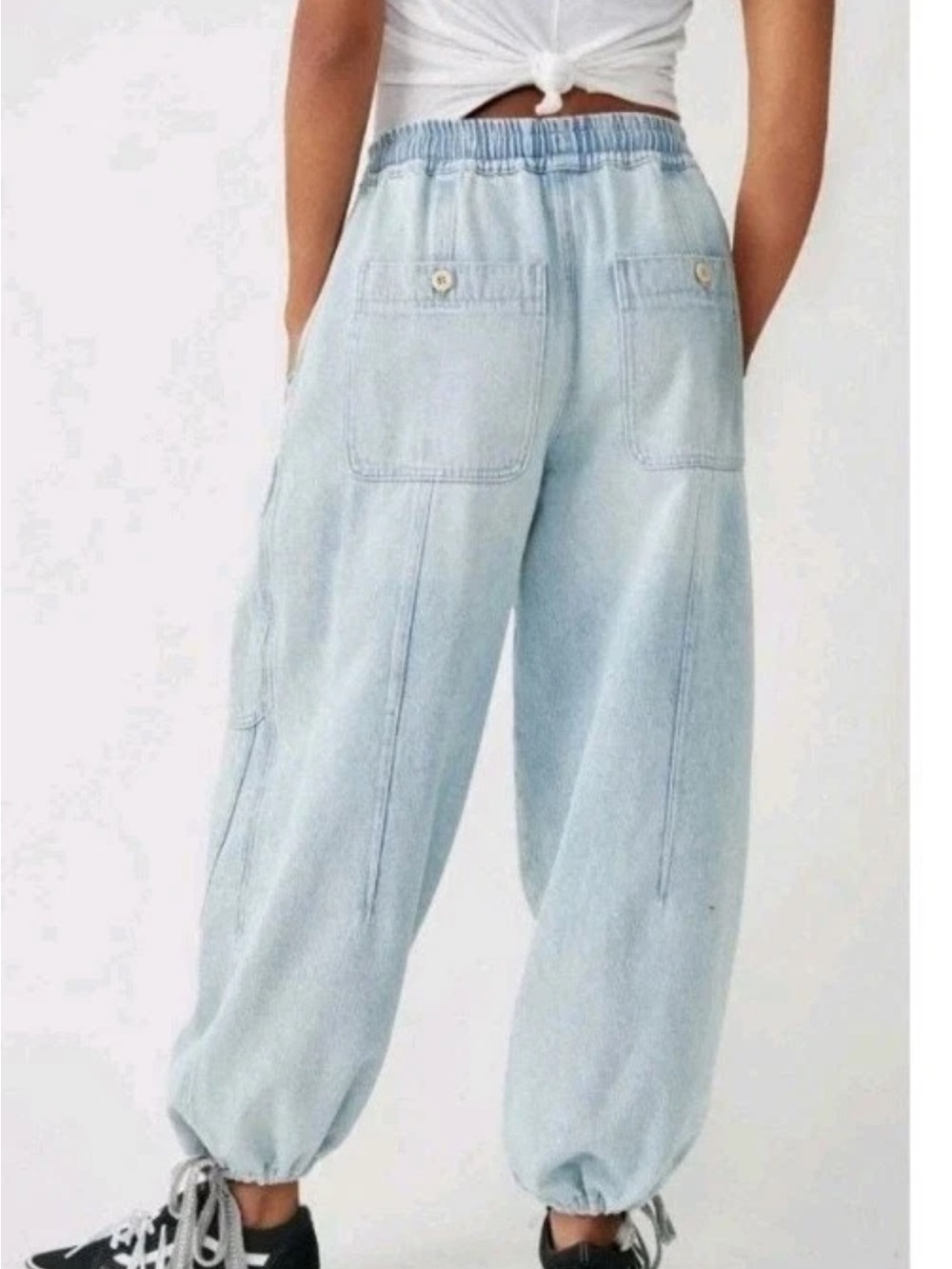 Free People We the Free Bright Eyed Low Slung Pull on Barrel Jeans Sz Medium - Picture 3 of 12